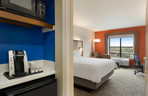 Mount Pleasant Hotel | Holiday Inn Express Hotel & Suites Mount Pleasant - Charleston by IHG