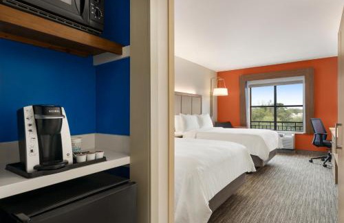 Mount Pleasant Hotel | Holiday Inn Express Hotel & Suites Mount Pleasant - Charleston by IHG