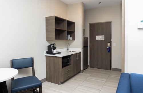 Marysville Hotel | Holiday Inn Express Hotel and Suites Marysville by IHG
