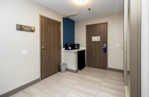Marysville Hotel | Holiday Inn Express Hotel and Suites Marysville by IHG