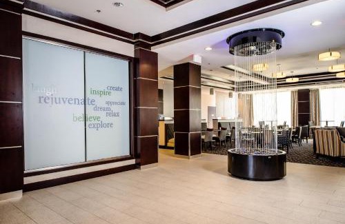 Gateway Hotel | Holiday Inn Express Hotel & Suites Austin NW - Arboretum Area by IHG