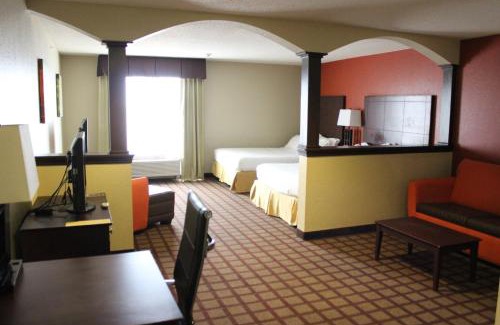 Algonquin Hotel | Holiday Inn Express Hotel & Suites Chicago-Algonquin by IHG
