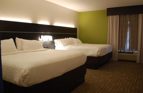 Kingsport Hotel | Holiday Inn Express Hotel & Suites Kingsport-Meadowview I-26 by IHG