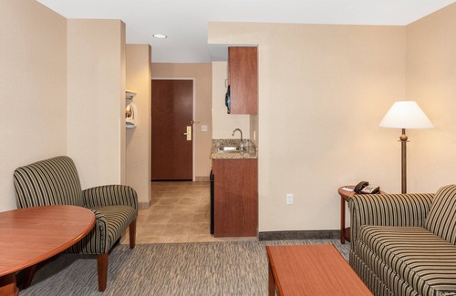 Seabrook Hotel | Holiday Inn Express Hotel & Suites Seabrook by IHG
