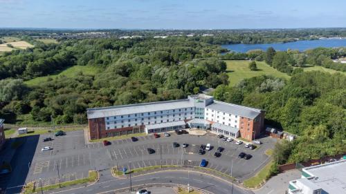 Leigh Hotel | Holiday Inn Express Leigh - Sports Village by IHG