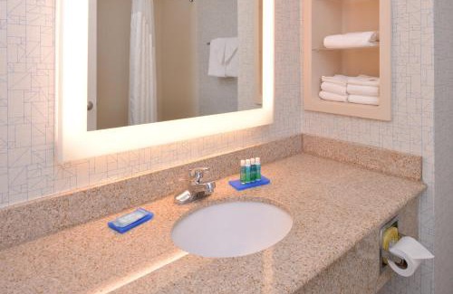 Mineralwells Hotel | Holiday Inn Express Mineral Wells by IHG