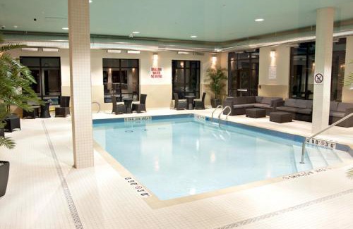 Pembroke Hotel | Holiday Inn Express Pembroke by IHG