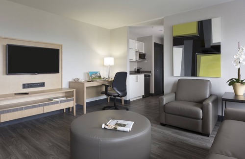 Saint Louis Hotel | Holiday Inn Express Quebec City - Sainte Foy by IHG