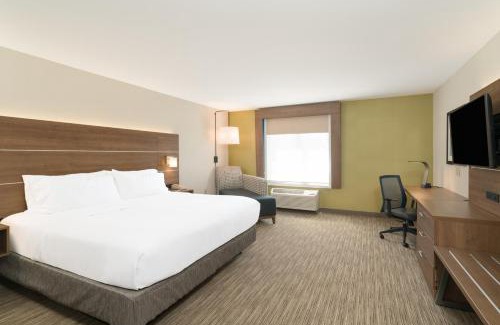 Radcliff Hotel | Holiday Inn Express Radcliff Fort Knox by IHG