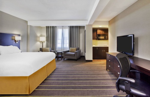 Algoma District Hotel | Holiday Inn Express Sault Ste Marie by IHG