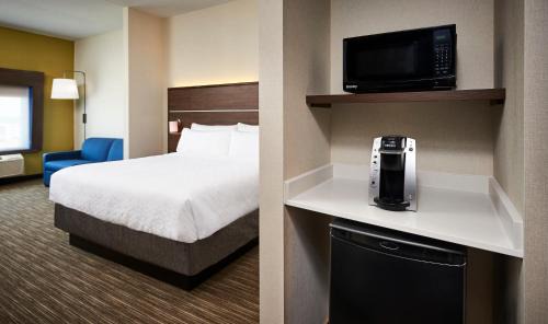 Point Edward Hotel | Holiday Inn Express - Sarnia - Point Edward by IHG
