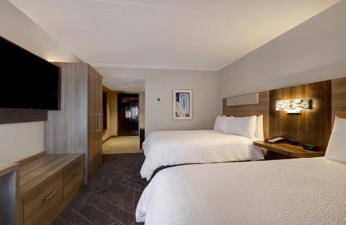 Rosedale Hotel | Holiday Inn Express & Suites - Kansas City KU Medical Center by IHG