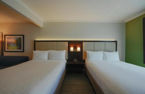 Santa Clara Hotel | Holiday Inn Express & Suites Santa Clara - Silicon Valley by IHG