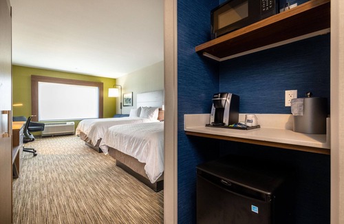 South San Jose Hotel | Holiday Inn Express & Suites San Jose Silicon Valley by IHG