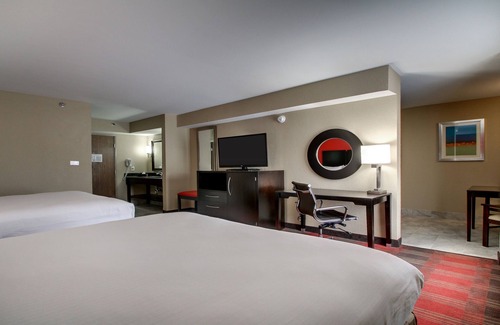 Jackson Hotel | Holiday Inn Express & Suites Jackson Downtown - Coliseum by IHG