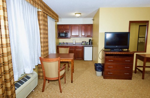 Fenton Hotel | Holiday Inn Express & Suites St. Louis West - Fenton by IHG