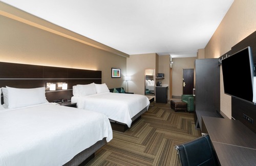Summit Hotel | Holiday Inn Express & Suites Ashland by IHG