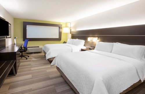 Homeacre-Lyndora Hotel | Holiday Inn Express & Suites Butler by IHG