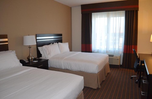 Golden Hotel | Holiday Inn Express & Suites Golden by IHG