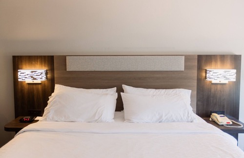 Guthrie Hotel | Holiday Inn Express & Suites Guthrie North Edmond by IHG