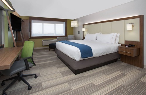 Medina Hotel | Holiday Inn Express & Suites Medina by IHG