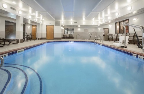 Yankton Hotel | Holiday Inn Express & Suites Yankton by IHG