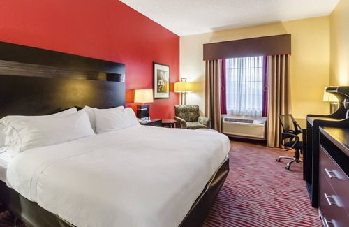 Vinita Hotel | Holiday Inn Express & Suites Vinita by IHG