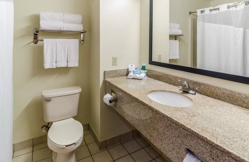 Vinita Hotel | Holiday Inn Express & Suites Vinita by IHG