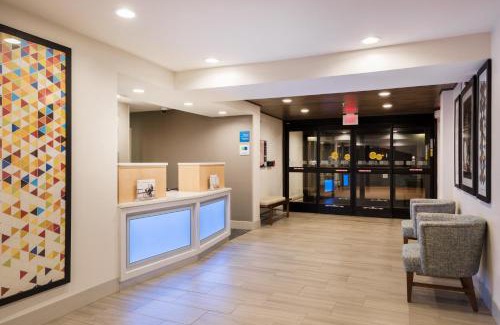 Warrenton Hotel | Holiday Inn Express Warrenton by IHG