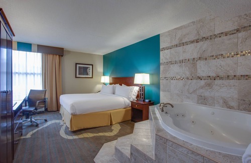 Camp Springs Hotel | Holiday Inn Express Washington DC East - Andrews AFB by IHG