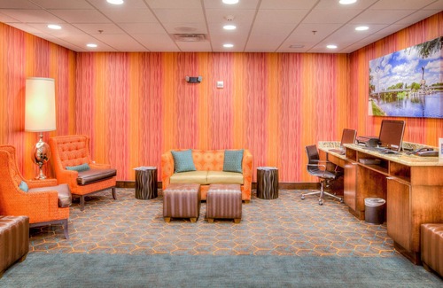 Wichita Hotel | Holiday Inn Express Wichita South by IHG