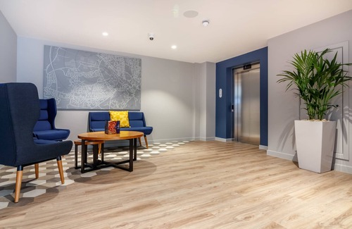 Wigan Hotel | Holiday Inn Express Wigan by IHG