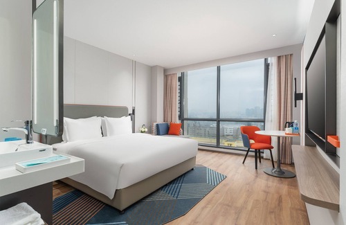 Jimei Hotel | Holiday Inn Express Xiamen Jimei New Town by IHG