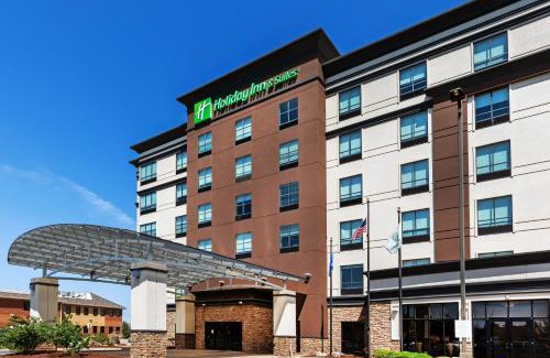 South Tulsa Hotel | Holiday Inn Hotel & Suites Tulsa South by IHG