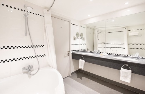 Leicester Hotel | Holiday Inn Leicester by IHG