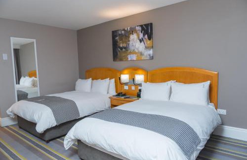 Target Area Hotel | Holiday Inn - Mutare by IHG