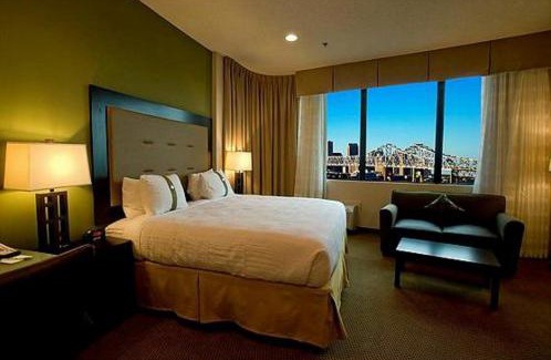 Terrytown Hotel | Holiday Inn New Orleans West Bank Tower by IHG
