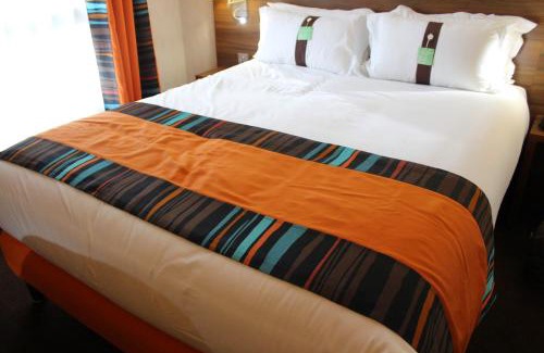 Quartier des Grandes-Carrieres Hotel | Holiday Inn Paris Montmartre by IHG