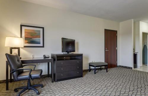 Poplar Bluff Hotel | Holiday Inn Poplar Bluff by IHG