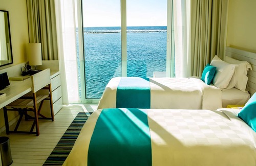 Kandooma Resort | Holiday Inn Resort Kandooma Maldives by IHG