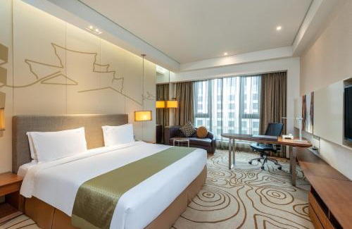 Minhang Hotel | Holiday Inn Shanghai Hongqiao by IHG - near by Hongqiao Airport & NECC