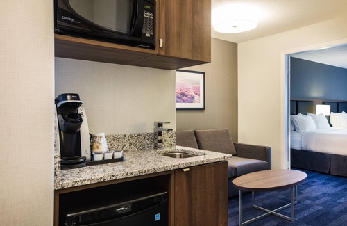 Grande Prairie Hotel | Holiday Inn & Suites Grande Prairie Conference Center by IHG