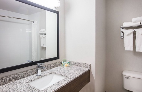 Grande Prairie Hotel | Holiday Inn & Suites Grande Prairie Conference Center by IHG