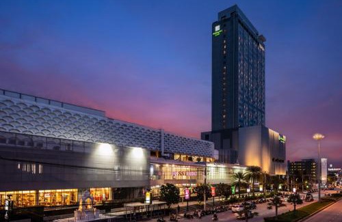 Rayong Hotel | Holiday Inn & Suites Rayong City Centre by IHG