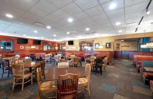 Wilmington Hotel | Holiday Inn Wilmington by IHG