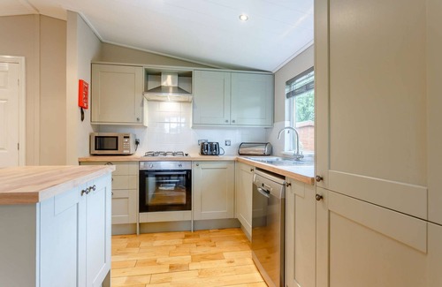 Churchill Apartment | Holiday Lodge in The Cotswolds