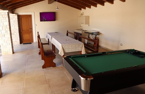 Grzini Villa | Holiday villa with a private swimming pool, with 6 bedrooms and 7 bathrooms