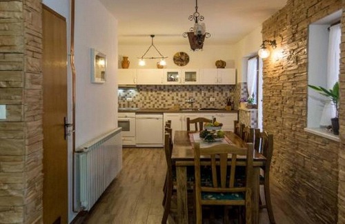Daruvar House | Holiday&wellness house Grofica