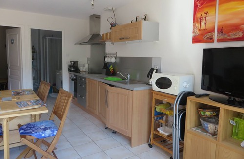 Etables-sur-Mer Apartment | Holidays facing the sea, feet in the water.