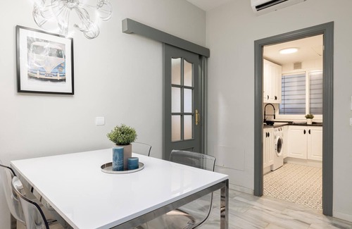 La Goleta Apartment | Holidays2Malaga Eduardo Ocon quiet&high Speed Wifi